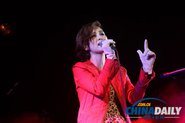 粤语天后谢安琪精彩现场秀《第二个家》冬日唱暖北京乐迷(图)