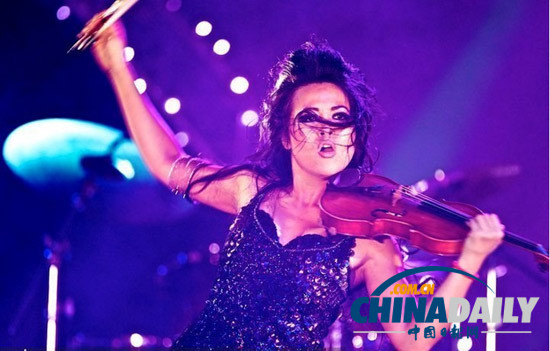 专访Analiza Ching：美女小提琴家轰动英伦（图）