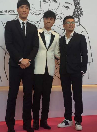 古巨基婚礼太太感动流泪 伴郎刘翔自嘲被虐[