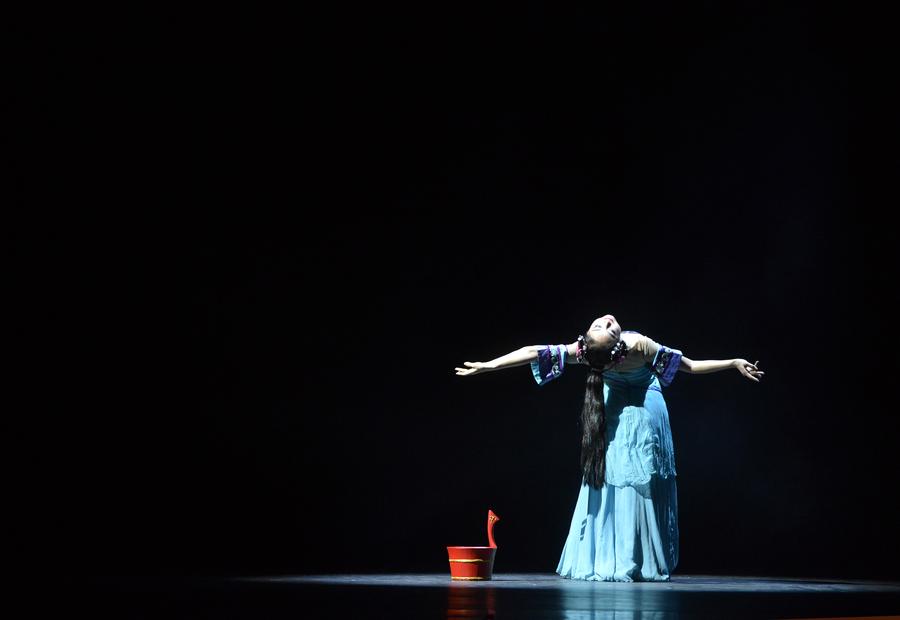 中国大型舞剧《十里红妆》在纽约首演