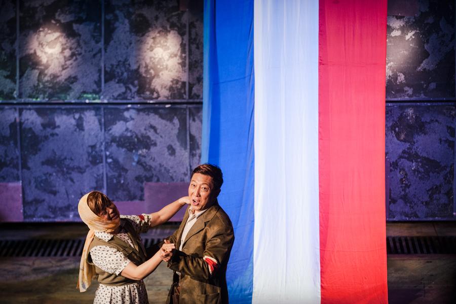 话剧《死无葬身之地》5月2日起在京开演