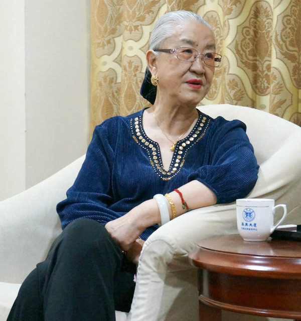中国华夏文化遗产基金会会长耿莹专访：抢救文化遗产的将军之女