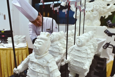 糖雕兵马俑亮相APEC餐厅 展中国特有文化