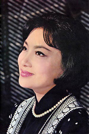 “小龙女”原型夏梦绝美照秒杀陈妍希