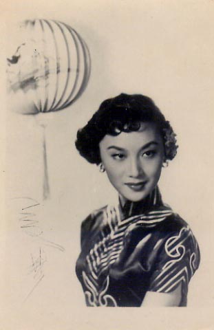 “小龙女”原型夏梦绝美照秒杀陈妍希