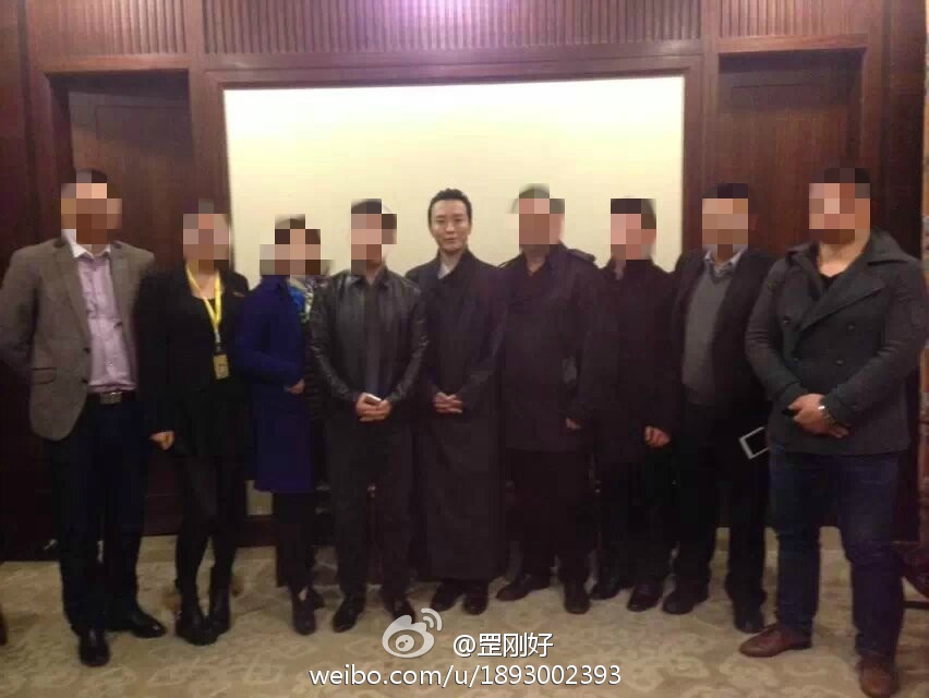 网曝李玉刚皈依佛门：爱恨就在一瞬间