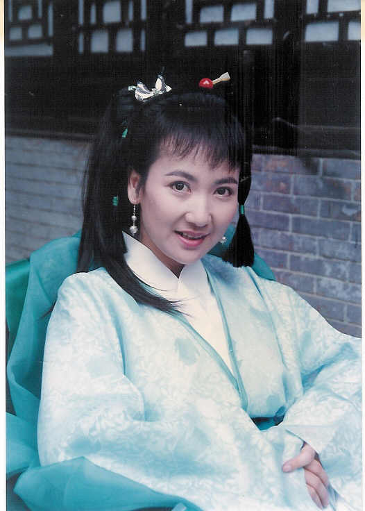 刘嘉玲抢曾华倩男友梁朝伟 揭秘娱乐圈女星恩怨史