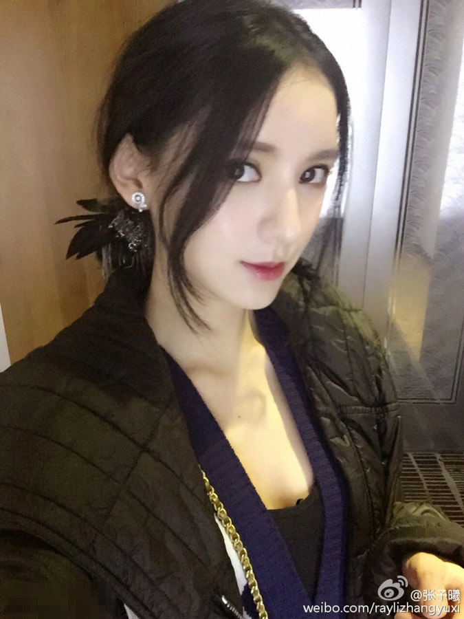 王思聪女友美艳私照曝光 曾获瑞丽封面女孩冠军