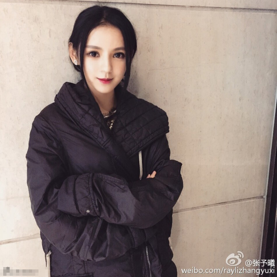 王思聪女友美艳私照曝光 曾获瑞丽封面女孩冠军