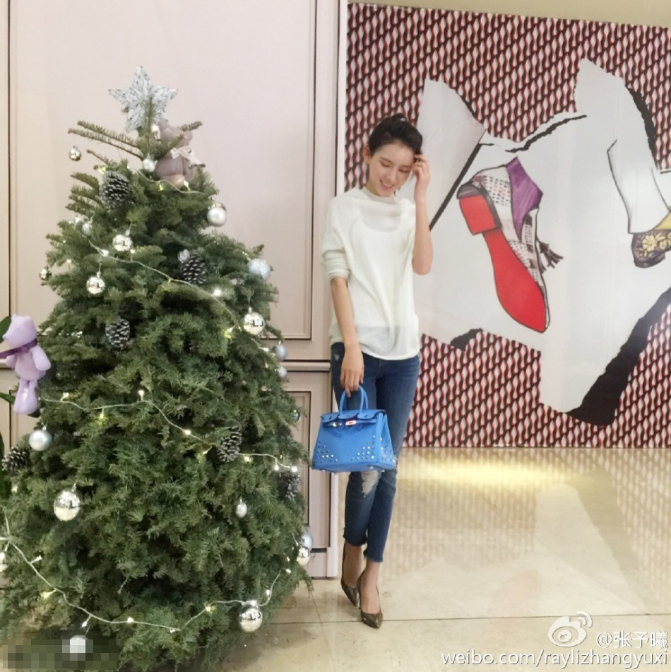 王思聪女友美艳私照曝光 曾获瑞丽封面女孩冠军