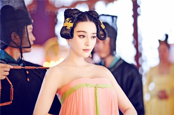《武媚娘传奇》剧评 范爷演的是她自己