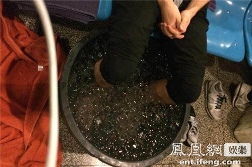 《大河之舞》脚部“冰桶”降温 北京站倒数一周