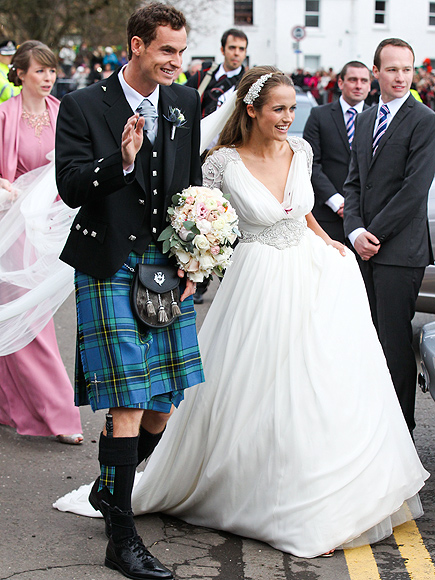 英国网球名将安迪·穆雷与多年女友吉姆·西尔斯成婚