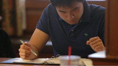 为何众多中国学生选择美国大学？