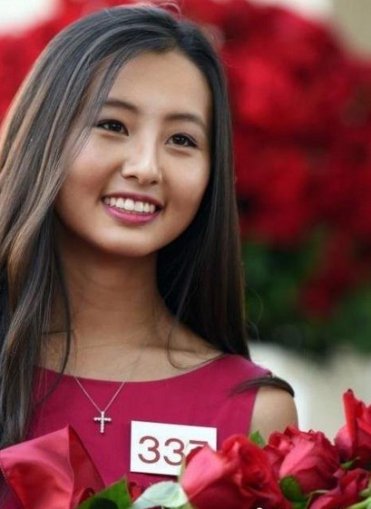 美国2016玫瑰公主出炉 17岁华裔女孩入选