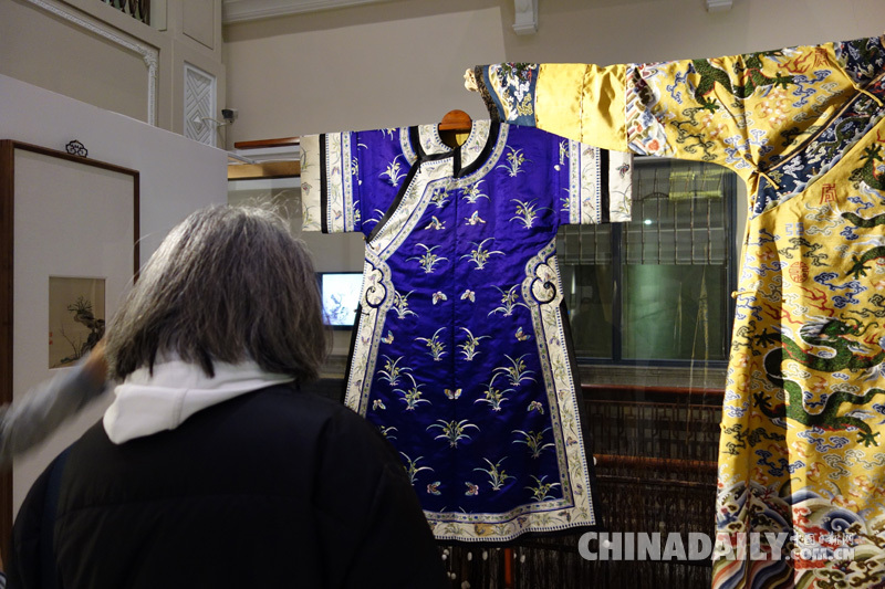 中国传统缂丝艺术精品 赴法卢浮宫归来展出