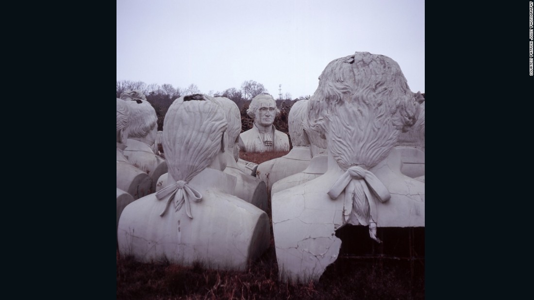 美国总统“墓园”：逼真雕像的衰败结局