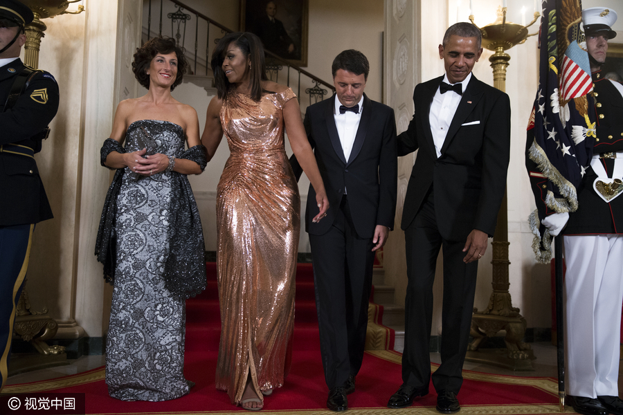 奥巴马携米歇尔盛装出席任内最后一次国宴 格温献唱透视装登台