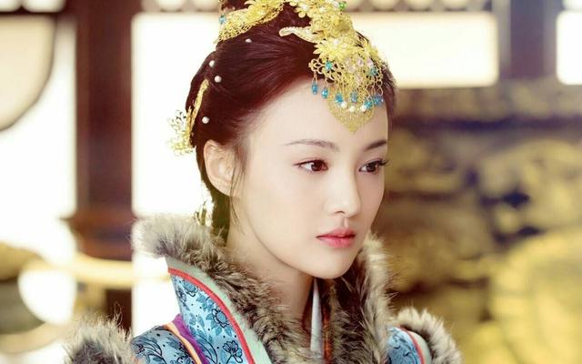 听说郑爽妹子要霸屏2017一整年！没算错是七部电视剧~