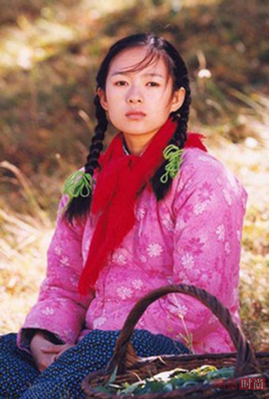 女星村姑造型风格多样 汤唯温婉李小璐辣眼(组图)