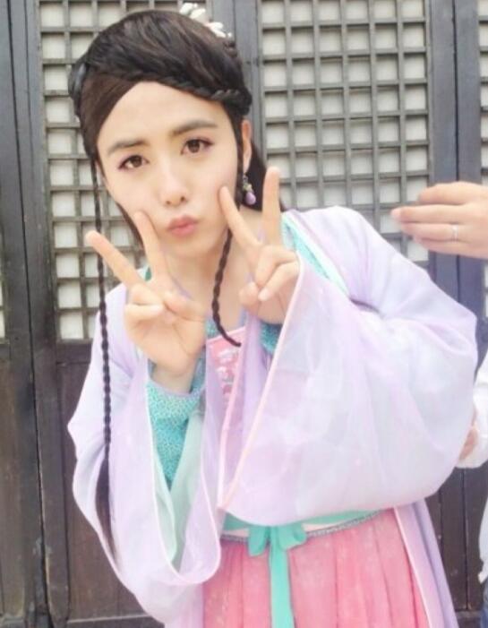 张一山黄子韬胡歌黄建华 男星扮女装一个比一个妖艳