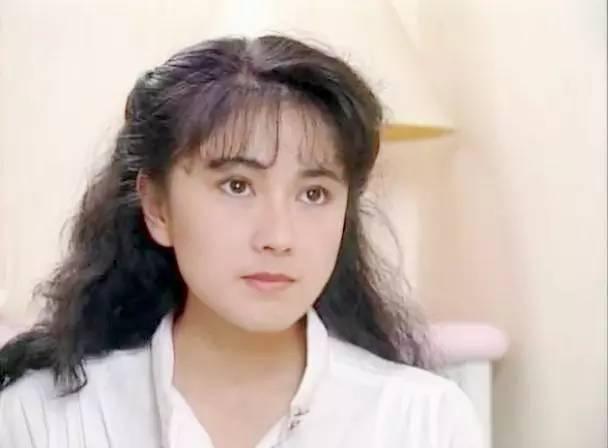 戈伟如：李敖称她是台湾第一美女 她跟林志玲谁更美