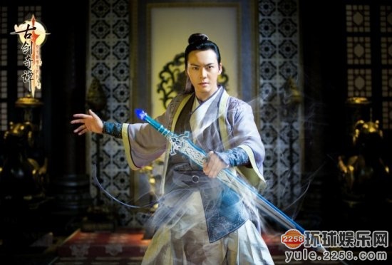 长相最精致的十大男星投票活动：小正太王俊凯引热议上榜