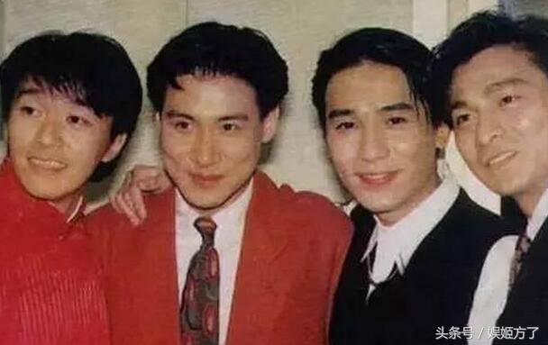 周星驰晒朋友圈 最后一张勾起无数人回忆和感动(图)