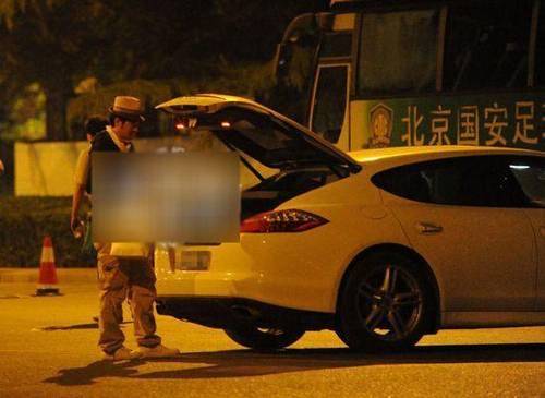 过气明星就落魄？有人低调有人豪气