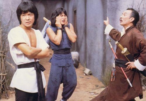 洪金宝元彪 成龙同门师兄弟 个个都一身好功夫