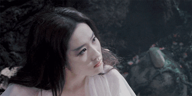 刘亦菲VS杨幂 谁更称得上第一美人“白浅”
