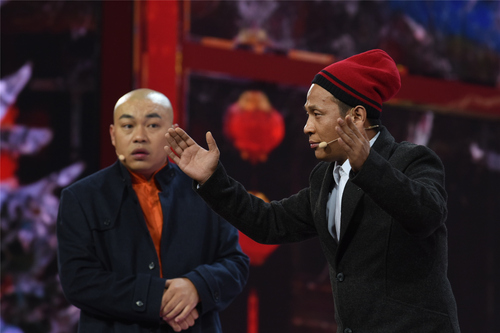 宋小宝高烧亮相辽视春晚 连饮六瓶啤酒观众心疼