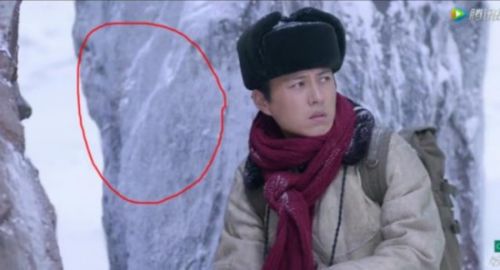 盘点《鬼吹灯之精绝古城》里面的穿帮镜头 不明真相的围观群众请进（图）
