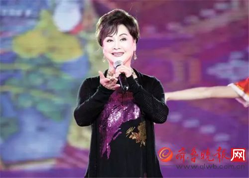 春晚最强节目单出炉 三十几年里强烈推荐的二十多个节目绝对触动你的心！