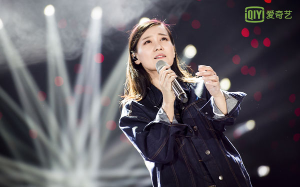 迪玛希“三连冠”《歌手》致敬“皇后乐队”？