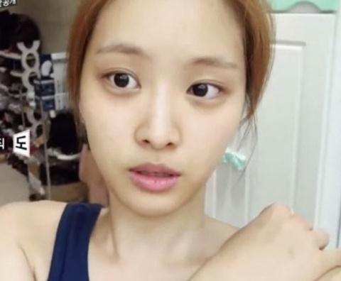 韩国当红女艺人素颜照曝光 宋慧乔全智贤IU秀智允儿素颜PK