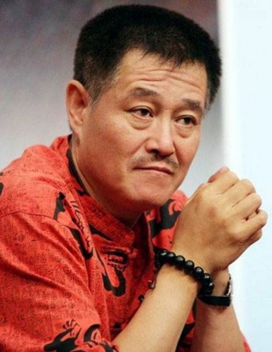 从农村走出来 靠自己一手打拼的明星你知道几个？