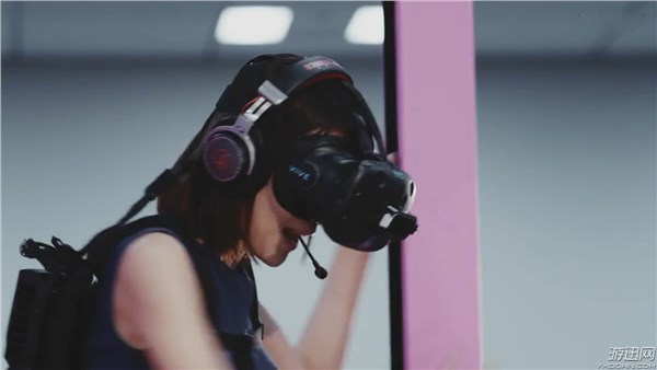 玩家体验《哆啦A梦》现实版“任意门” 全程尖叫未停
