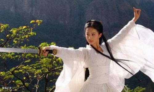 同是白浅同演聂小倩 刘亦菲与杨幂的演技谁更完美？
