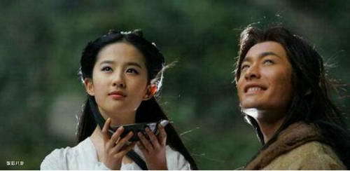 同是白浅同演聂小倩 刘亦菲与杨幂的演技谁更完美？