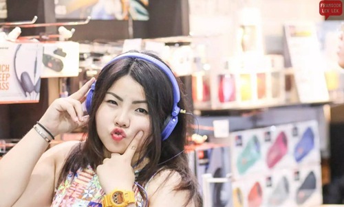 泰国胖妞Cosplay韩星 过于廉价而走红