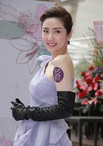 她本可以在娱乐圈大红大火 却依然成为商界女强人