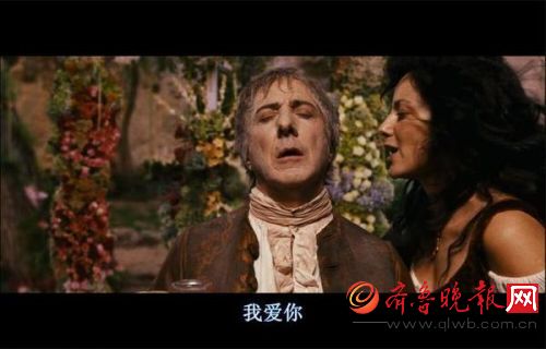电影《香水》剧情介绍：为研制出绝世的香水气味 他杀害25名少女最后自赎