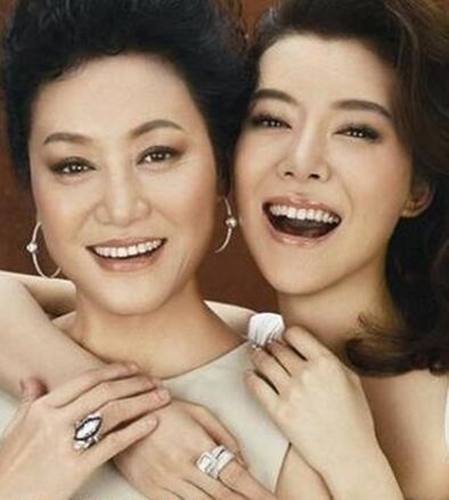 王丽云与女儿车晓