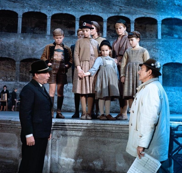 歌舞电影《爱乐之城》刷屏 这些电影中的歌曲