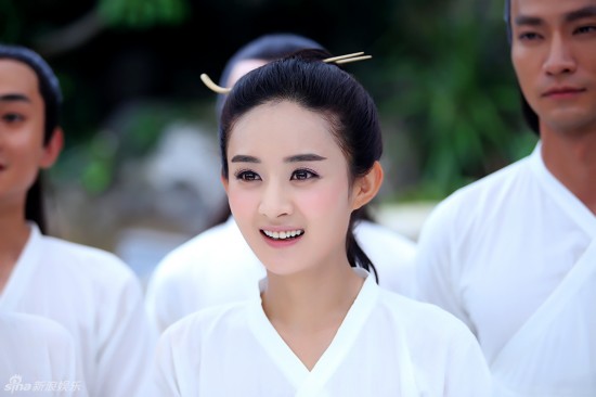 赵丽颖baby争《诛仙》女主 赵丽颖angelababy谁美？
