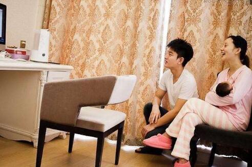 8位富婆明星发居家美照，谁能吸引你？