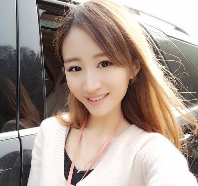 任嘉伦公布恋情 女友聂欢性感私照曝光