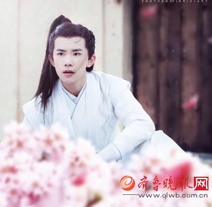 王俊凯古装造型英俊 TFBOYS三小只古装照谁帅