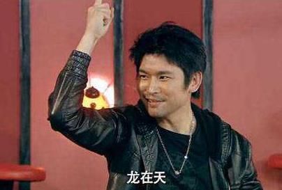 《爱情公寓》中最抢戏的男配角，有一位只闻其名未见其人